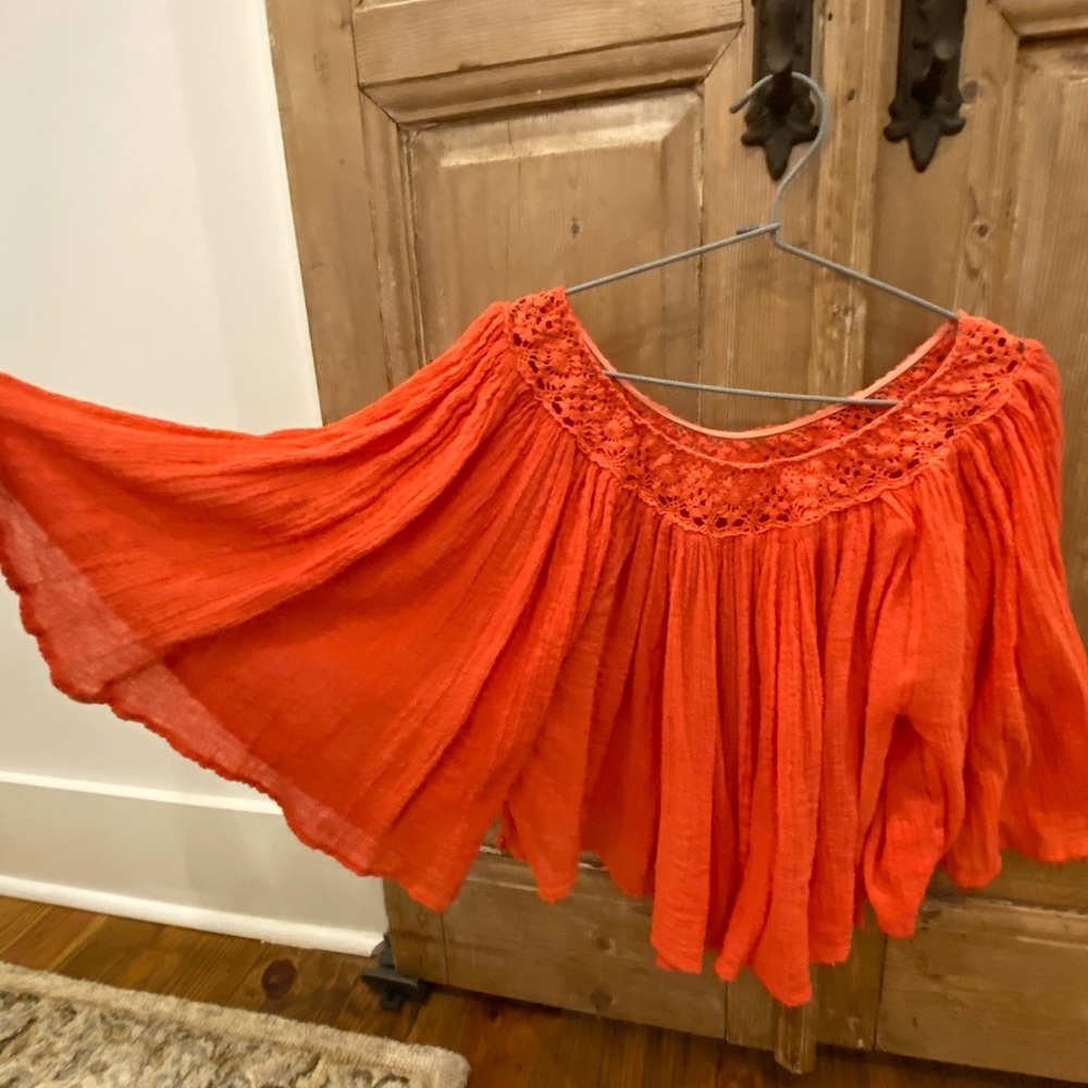 Jen’s Pirate Booty gauze top.
